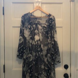 Women’s black and gray duster/kimono